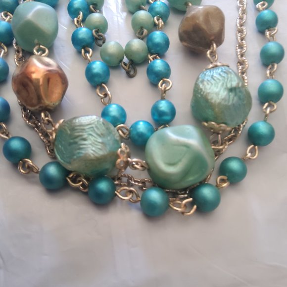 SALE   Vintage 5 Strand necklace - Picture 12 of 13